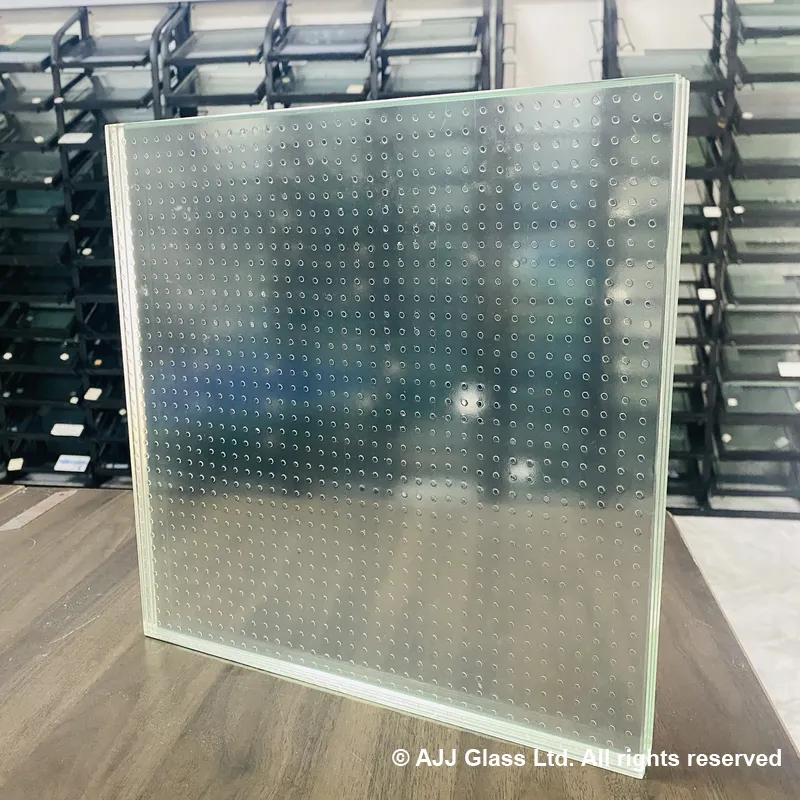 acid-etched anti-slip glass floorings and stairs